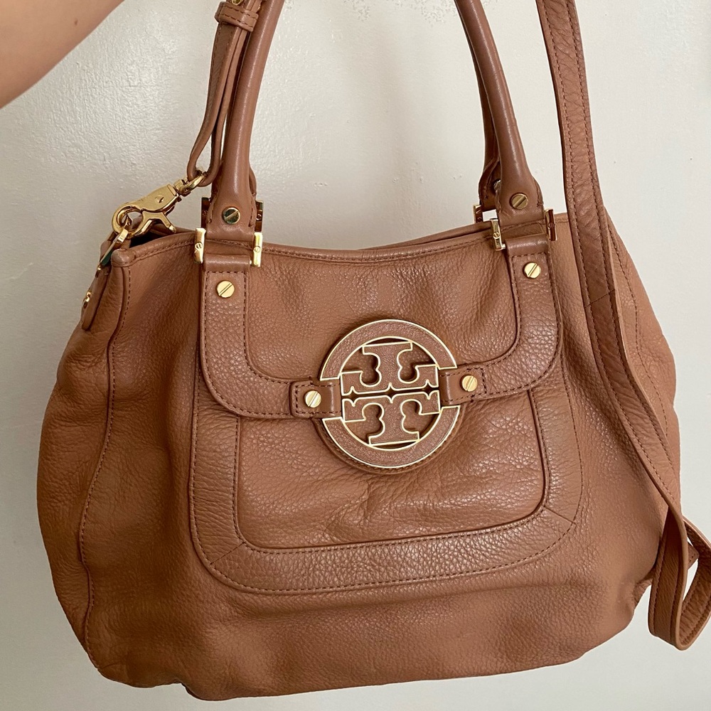 Tory Burch Amanda bag in Tan